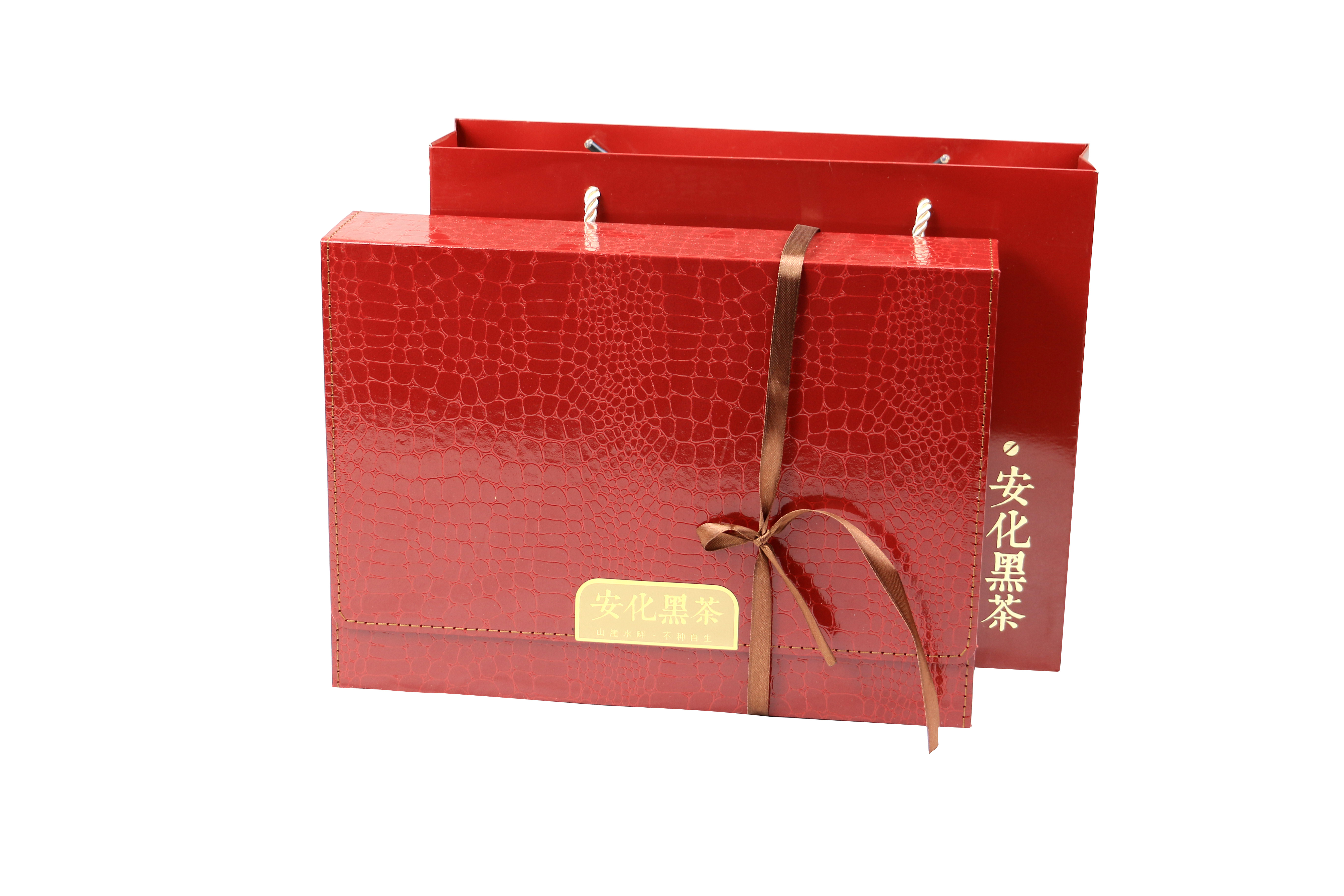 ɫ���ڰ�װ����е�����������