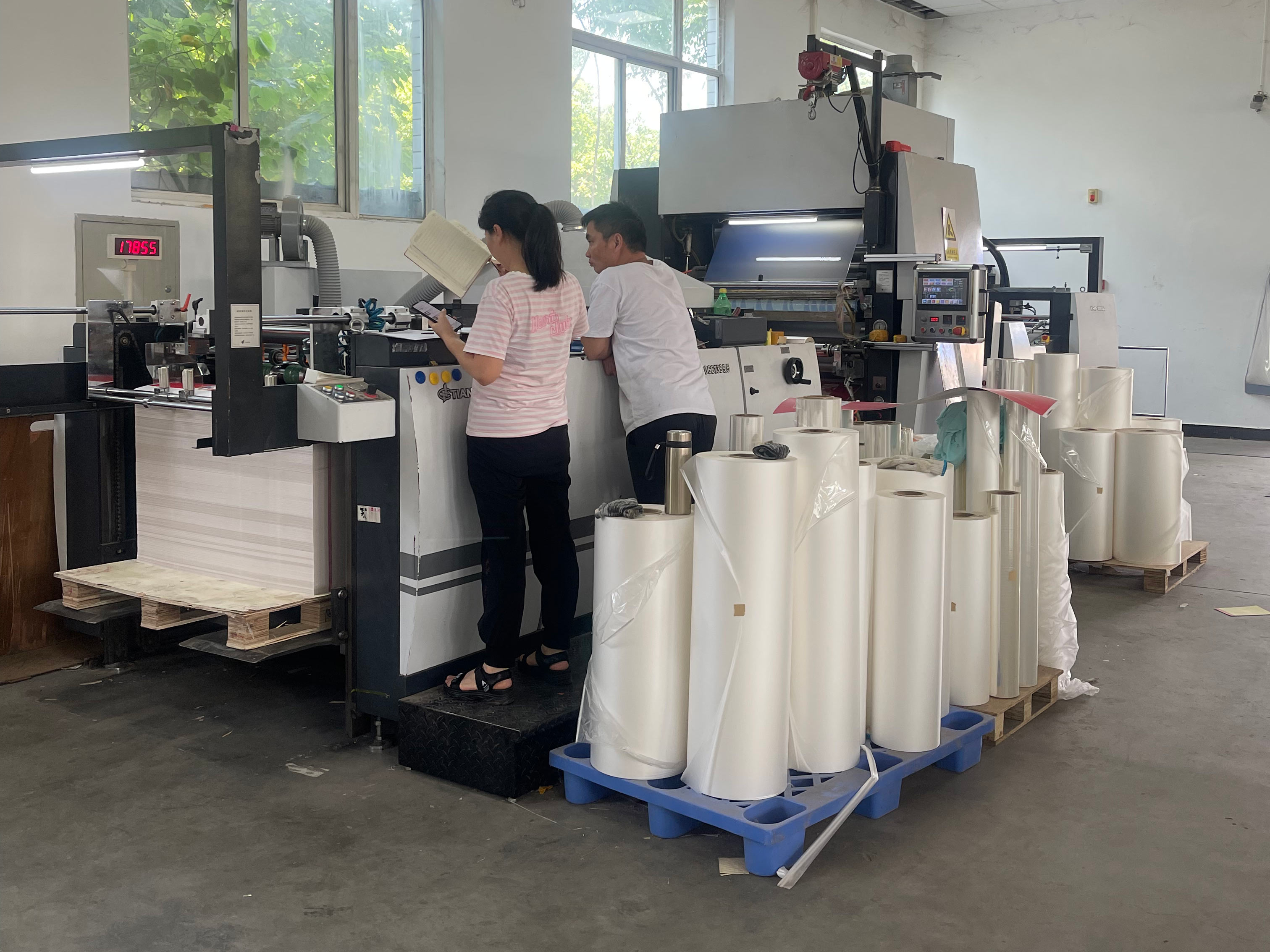 ��ɳ��װ���Ҿ���ӡˢ��װ�������Ĳ�Ʒ��ӱ����--ʮ����ӡ��װ